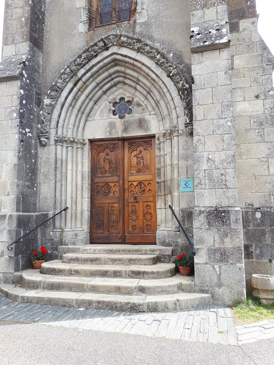 Eglise Saint Pierre d'Auzers