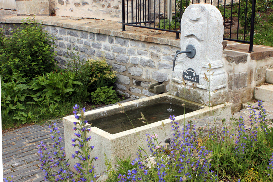 Fontaine d'Auzers